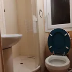 Mobill- 8 Personnes 2 Salles De Bain 2 Wc *