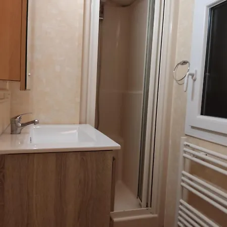 Campeggio Mobill- 8 Personnes 2 Salles De Bain 2 Wc *